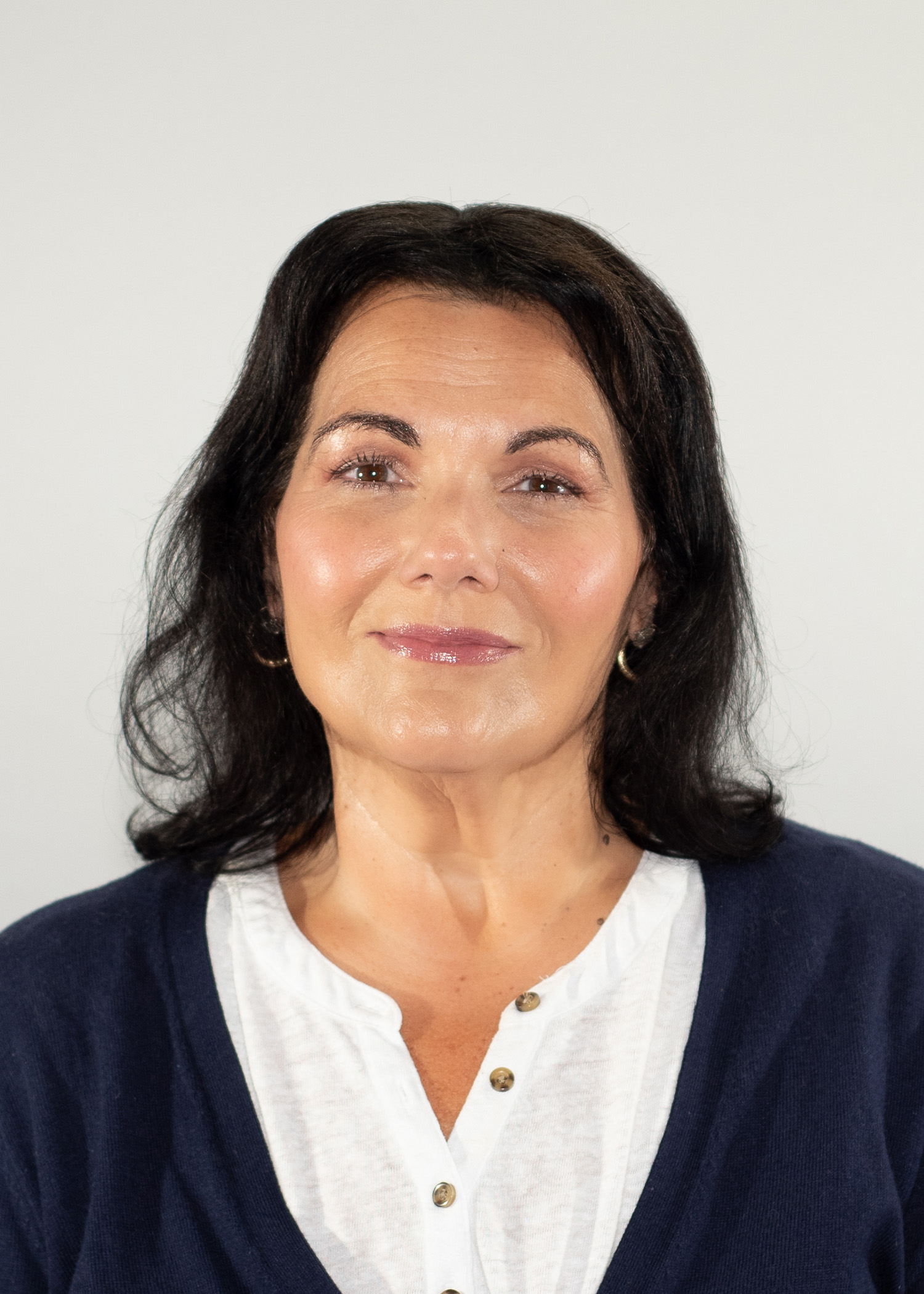 Adema-Headshots_5X7_0004_Gina Talamo